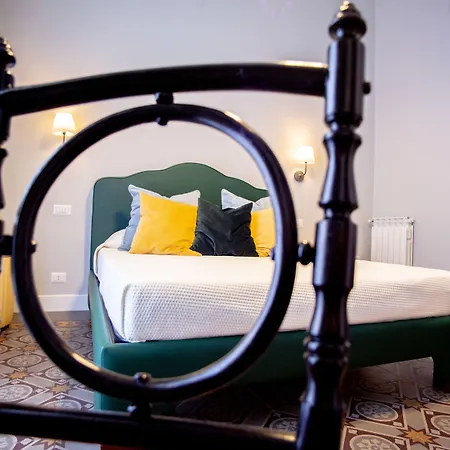 Suite35 Oda ve Kahvaltı Katanya