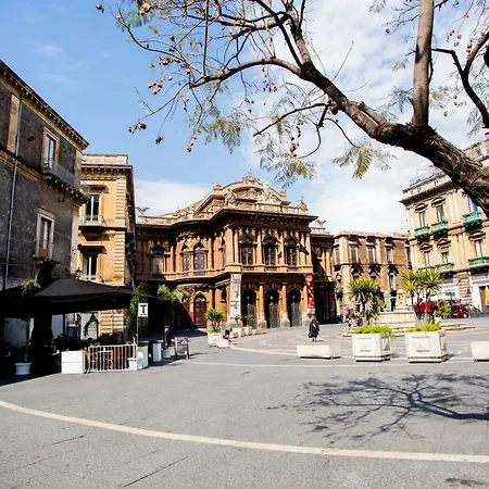 Suite35 Bed & Breakfast Aeroporto di Catania Fontana Rossa